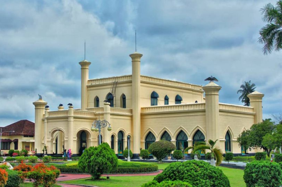 KESULTANAN SIAK SRI INDERAPURA