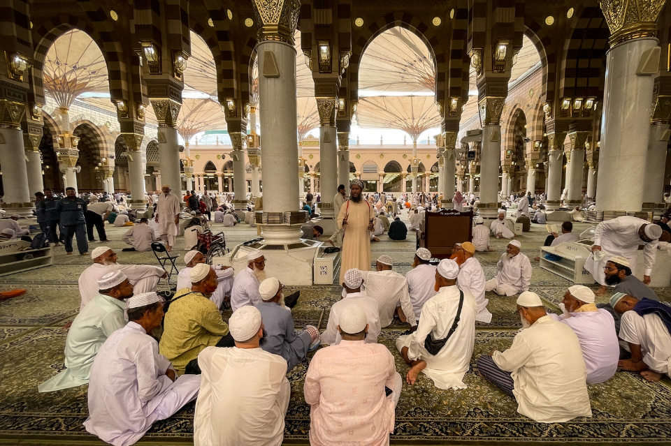 LEMAH LEMBUT DALAM BERDAKWAH