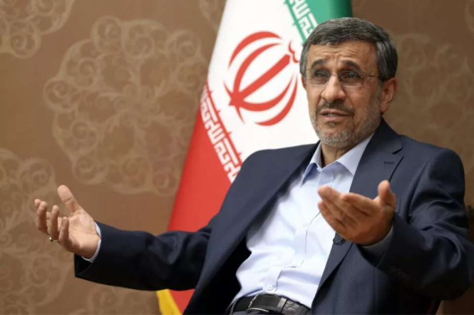 BEKAS PRESIDEN IRAN -MAHMOUD AHMADINEJAD TERKORBAN