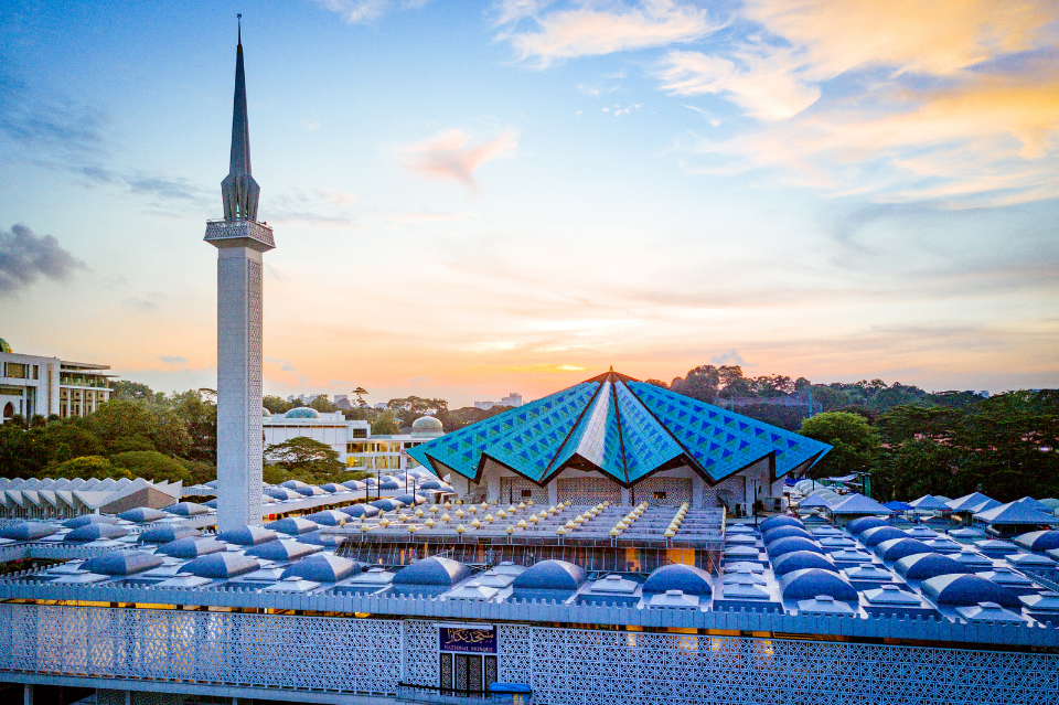 ISLAM SEMAKIN TERANCAM?